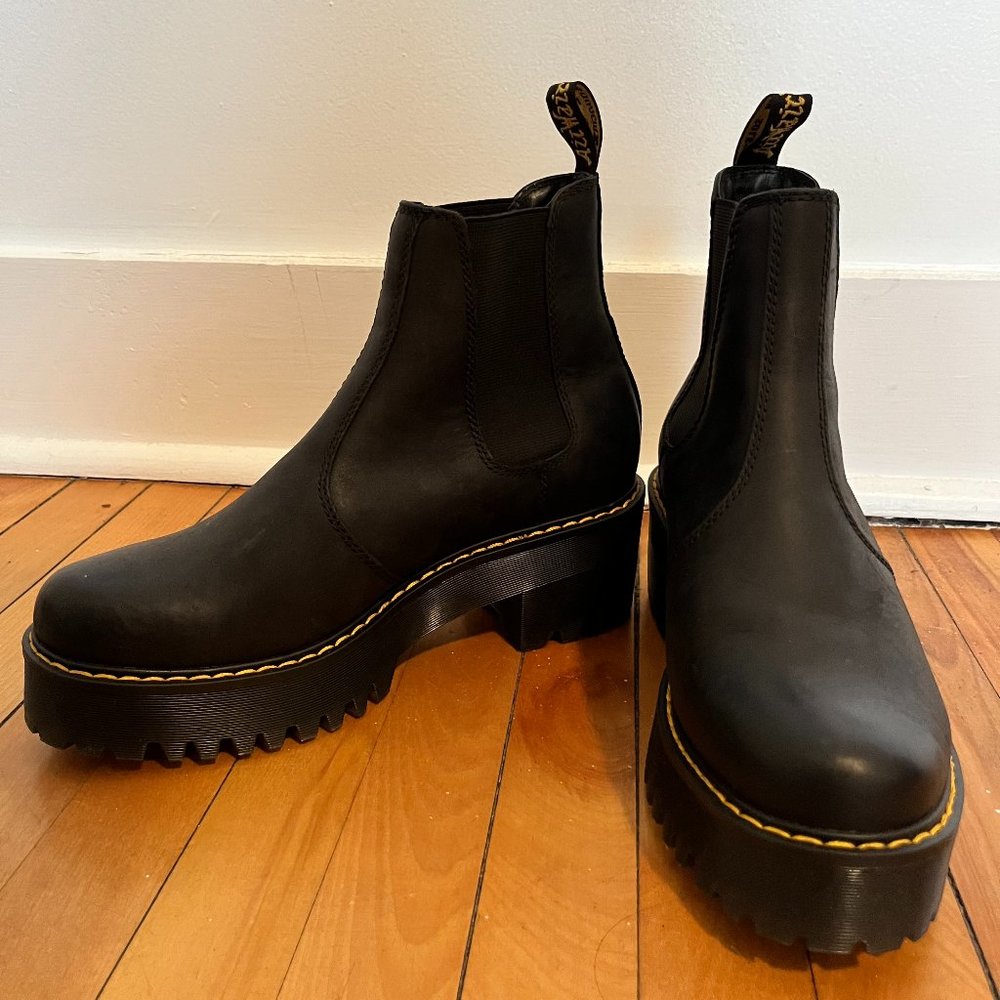 Dr. Martens Rometty Wyoming Leather Platform Chelsea Boots